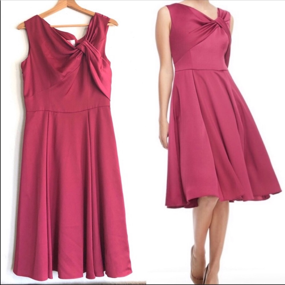 NEW Gal Meets Glam Noelle Twist Neck satin dress in Berry pink shade size 6
